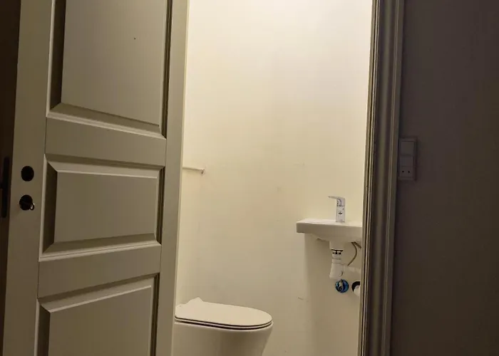 Jp 3 - Faelles Kokken Og Bad, Eget Toilet